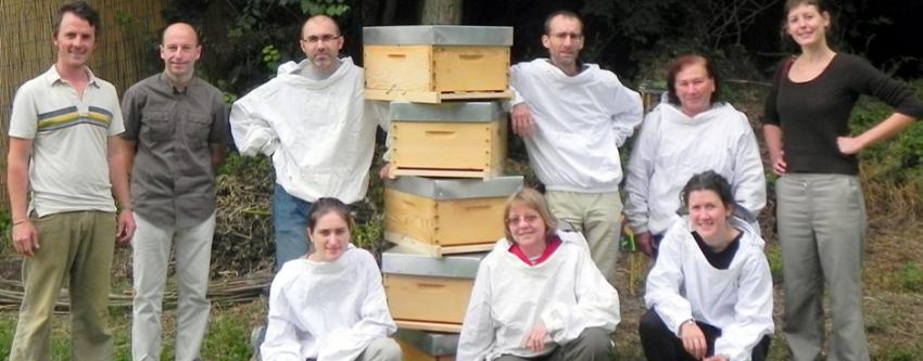 Multiplication des ruches au rucher de Vic en Bigorre.